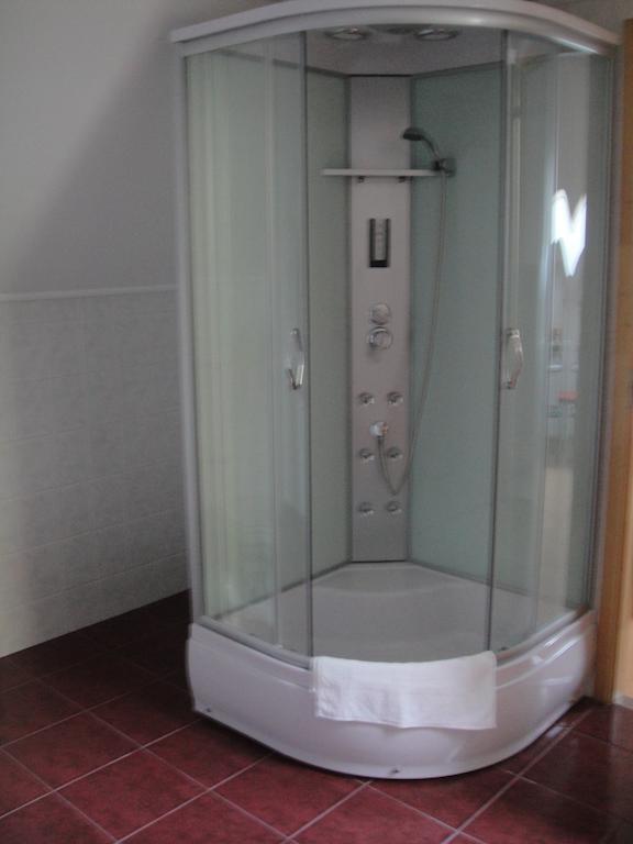 Paks Panzió Hotel Ruang foto