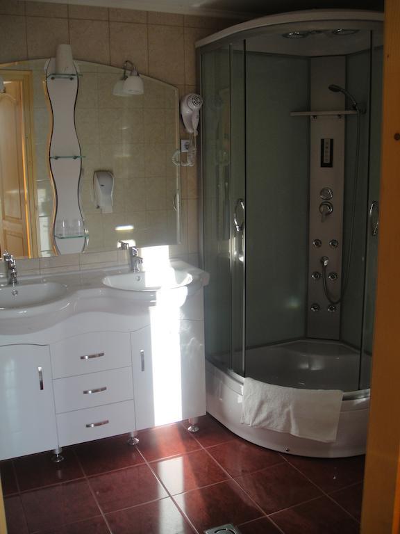 Paks Panzió Hotel Bagian luar foto